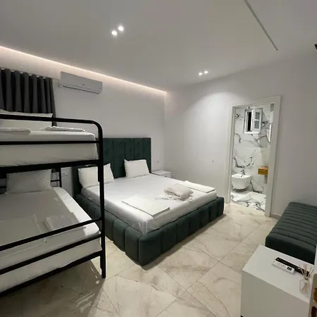 Villa Elezi 2 Tirana