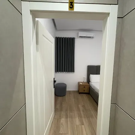 Villa Elezi 2 Tirana
