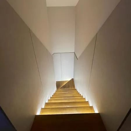 Villa Elezi 2 Tirana